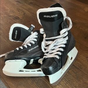 Bauer Black and White Kids Hockey Skates